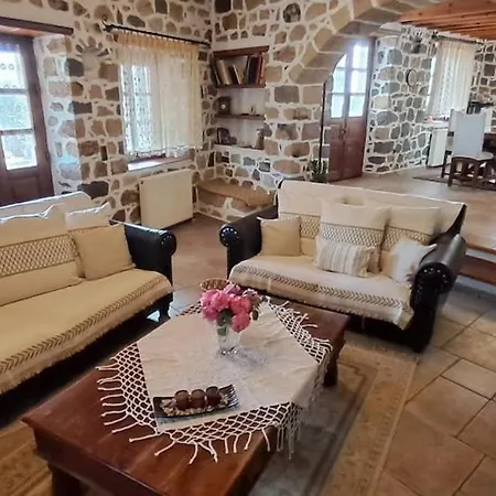 George & Iro's Feriehus *